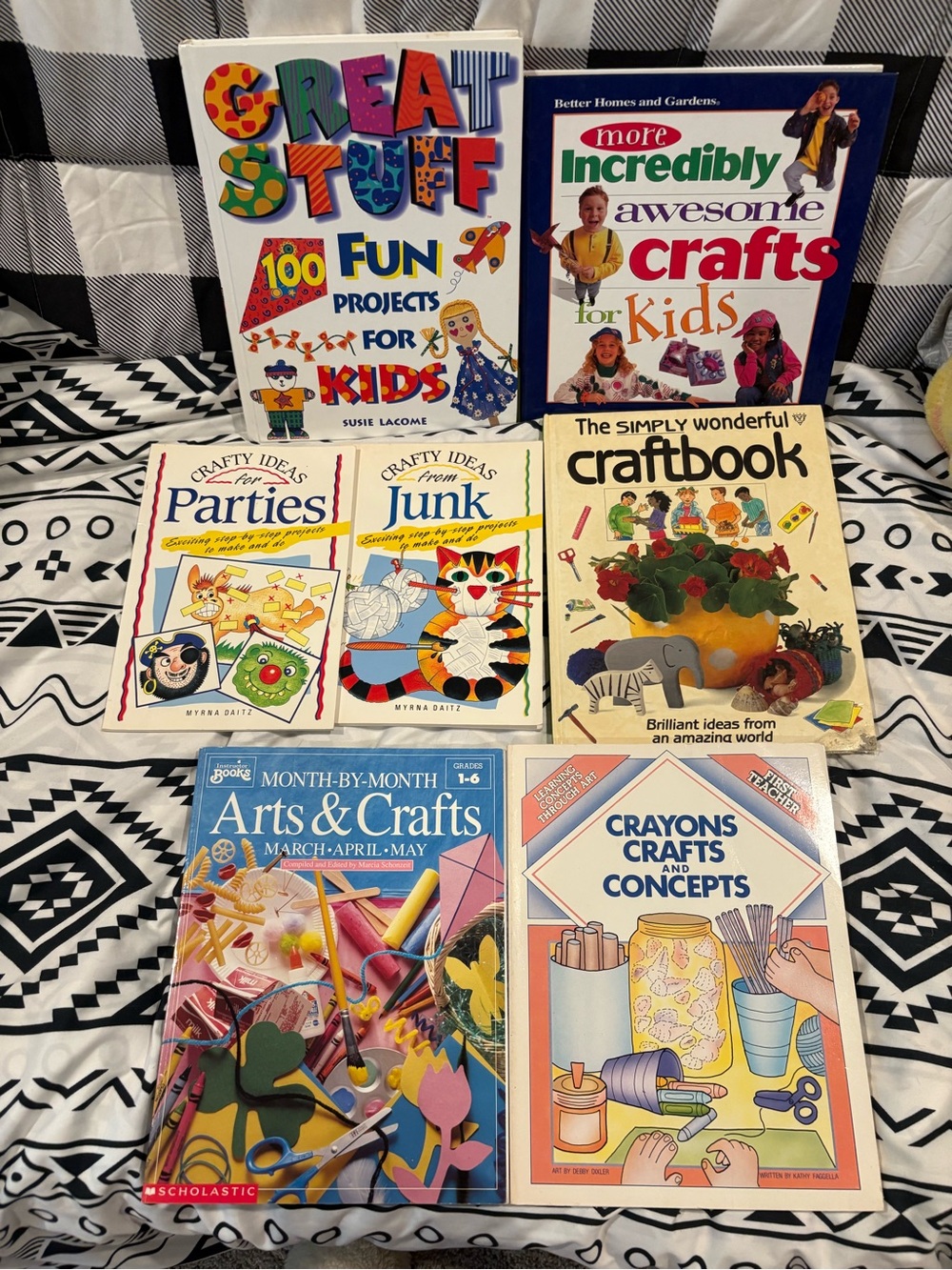 Better Homes And Gardens Multicolor Kids Crafts Book Bundle